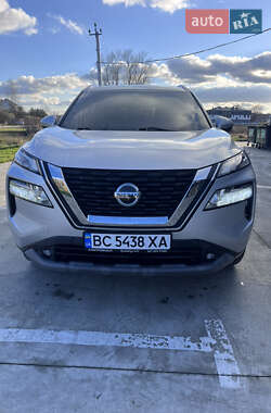 Позашляховик / Кросовер Nissan Rogue 2020 в Львові