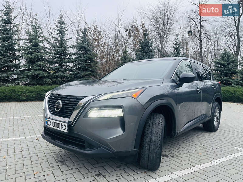 Nissan Rogue 2021