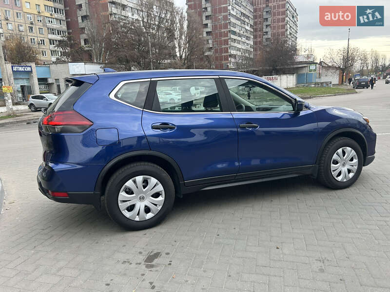 Внедорожник / Кроссовер Nissan Rogue 2018 в Днепре