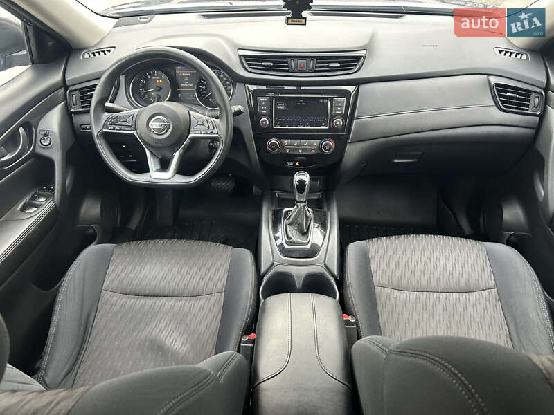 Внедорожник / Кроссовер Nissan Rogue 2018 в Днепре