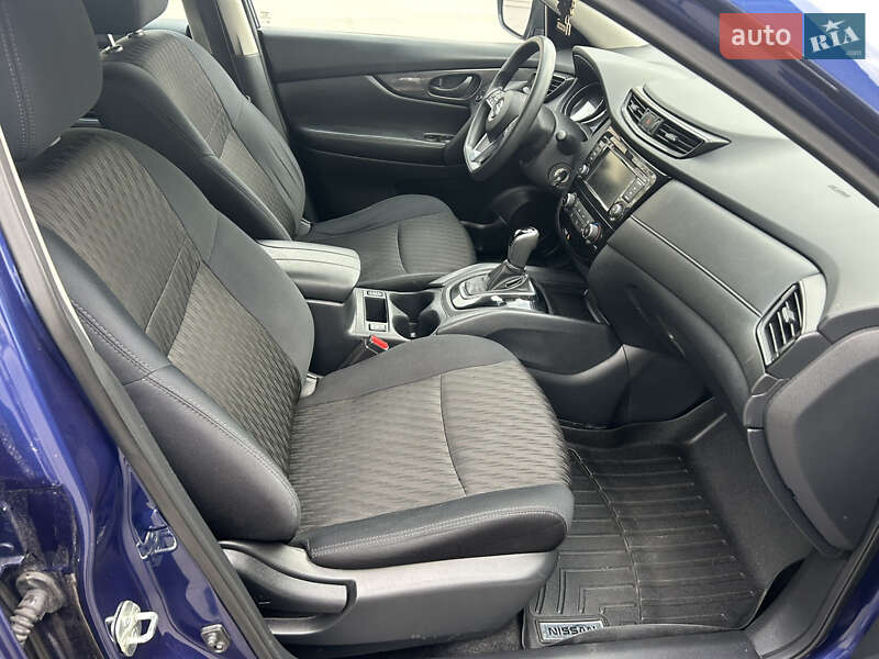 Внедорожник / Кроссовер Nissan Rogue 2018 в Днепре