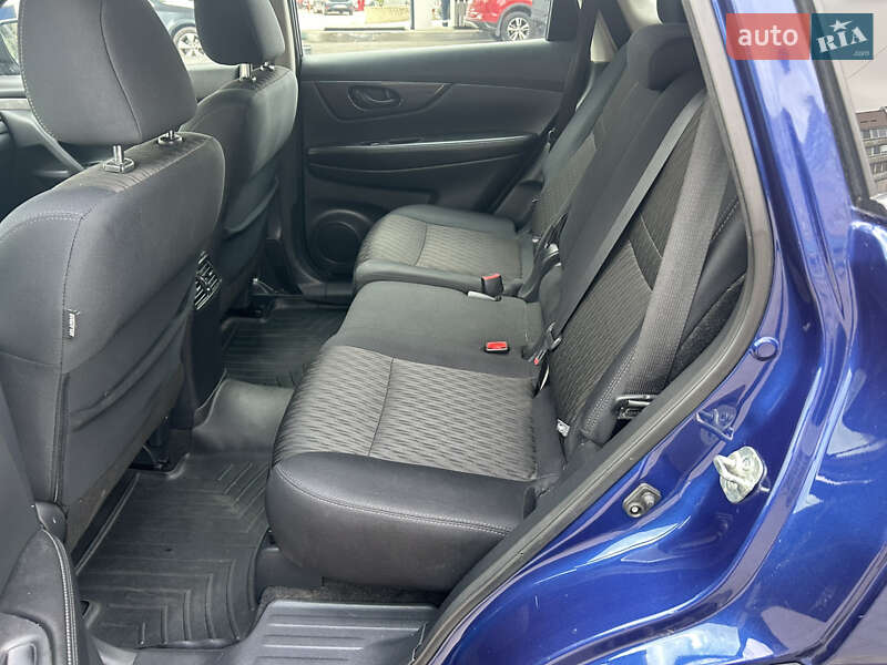 Внедорожник / Кроссовер Nissan Rogue 2018 в Днепре