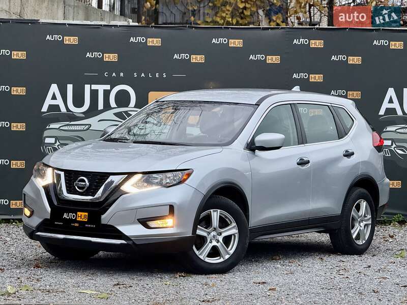 Внедорожник / Кроссовер Nissan Rogue 2016 в Харькове
