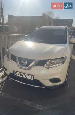 Внедорожник / Кроссовер Nissan Rogue 2014 в Вышгороде