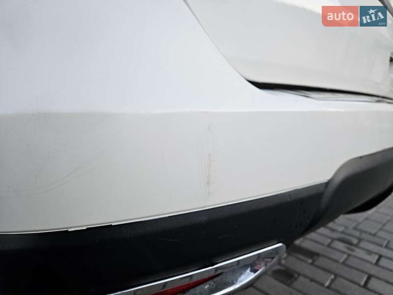 Внедорожник / Кроссовер Nissan Rogue 2015 в Житомире