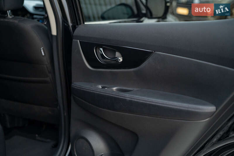 Внедорожник / Кроссовер Nissan Rogue 2017 в Черновцах фото 42 Внедорожник / Кроссовер Nissan Rogue 2017 в Черновцах