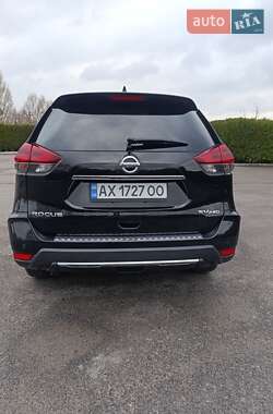 Внедорожник / Кроссовер Nissan Rogue 2019 в Змиеве