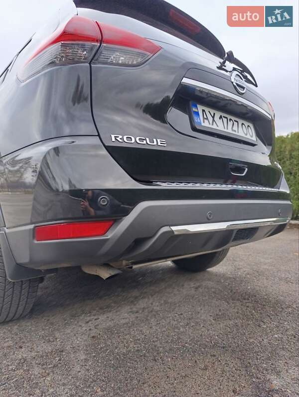 Внедорожник / Кроссовер Nissan Rogue 2019 в Змиеве