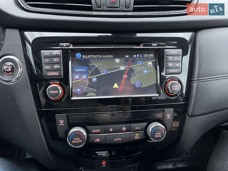 Внедорожник / Кроссовер Nissan Rogue 2017 в Тернополе