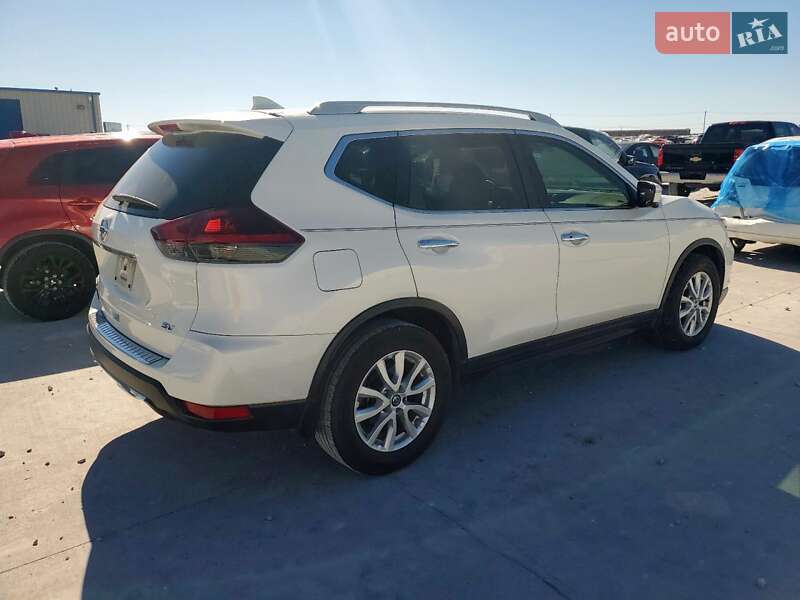 Внедорожник / Кроссовер Nissan Rogue 2018 в Киеве