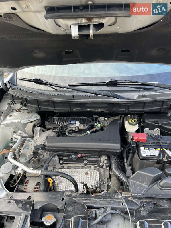 Внедорожник / Кроссовер Nissan Rogue 2015 в Киеве