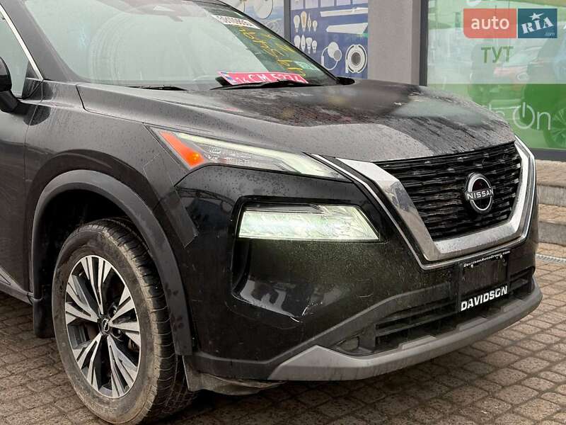 Внедорожник / Кроссовер Nissan Rogue 2023 в Львове