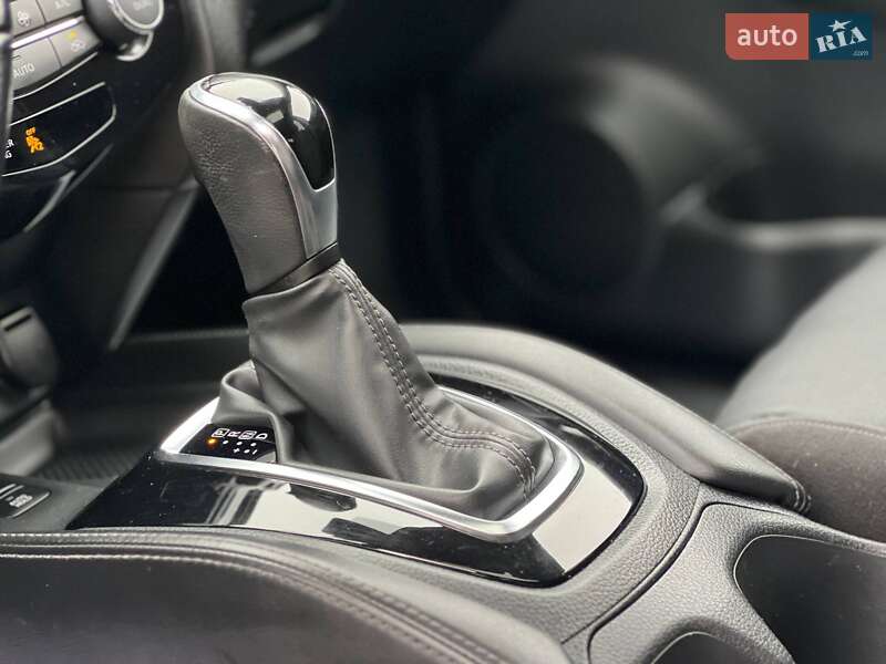 Внедорожник / Кроссовер Nissan Rogue 2018 в Стрые фото 24 Внедорожник / Кроссовер Nissan Rogue 2018 в Стрые