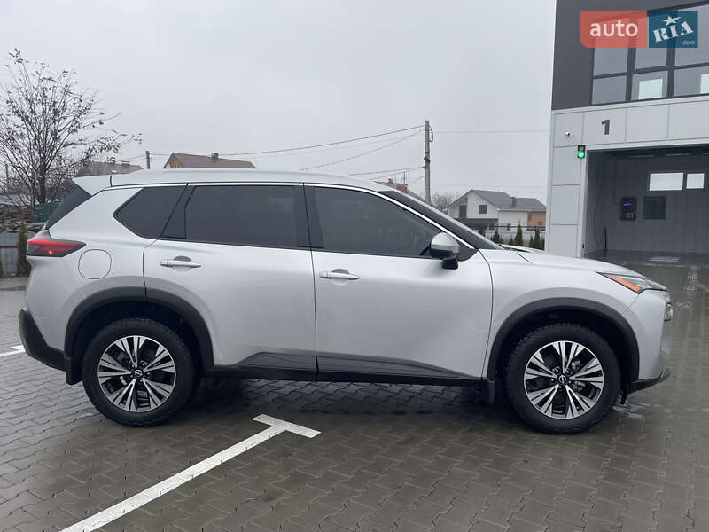 Позашляховик / Кросовер Nissan Rogue 2021 в Вінниці