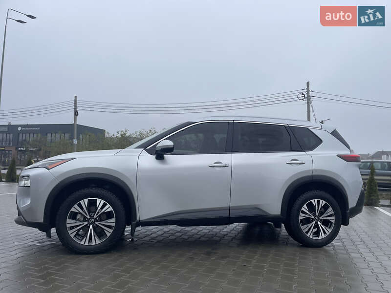 Позашляховик / Кросовер Nissan Rogue 2021 в Вінниці