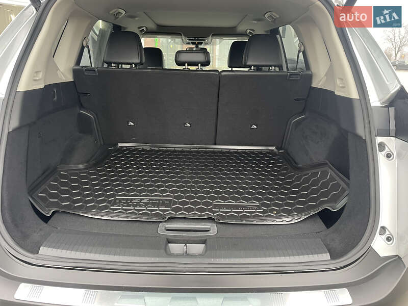 Позашляховик / Кросовер Nissan Rogue 2021 в Вінниці