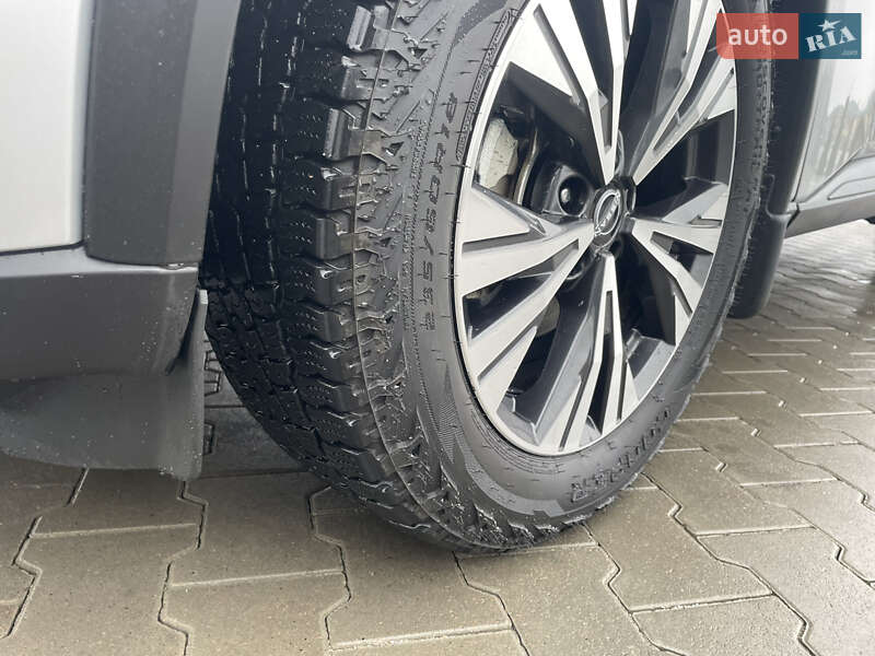 Позашляховик / Кросовер Nissan Rogue 2021 в Вінниці