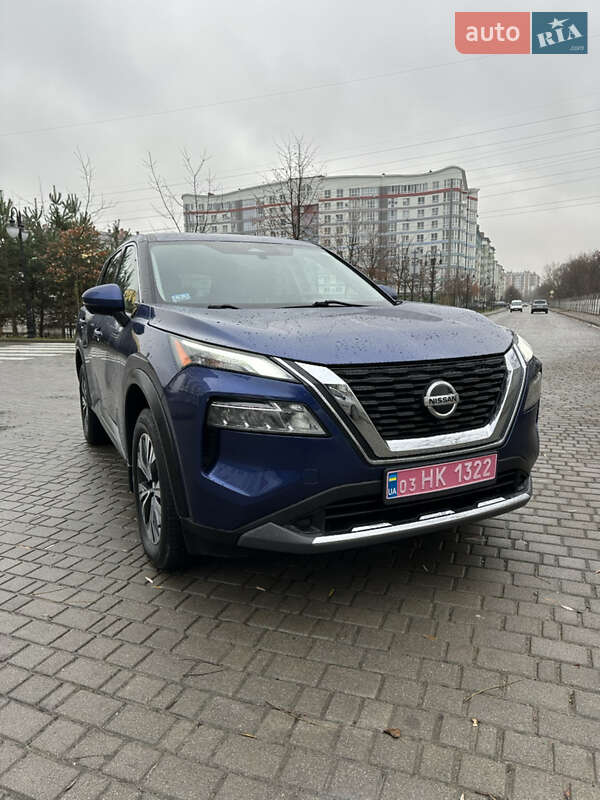 Внедорожник / Кроссовер Nissan Rogue 2021 в Ивано-Франковске