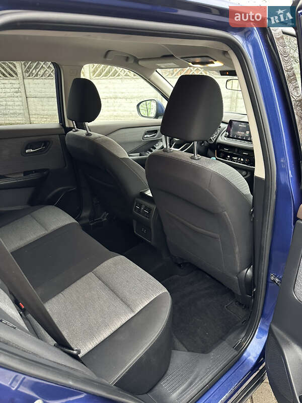 Внедорожник / Кроссовер Nissan Rogue 2021 в Ивано-Франковске