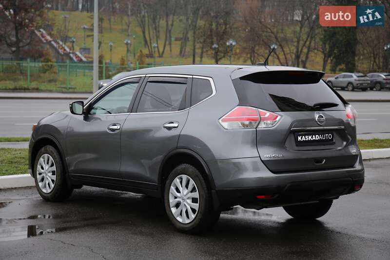 Внедорожник / Кроссовер Nissan Rogue 2015 в Харькове