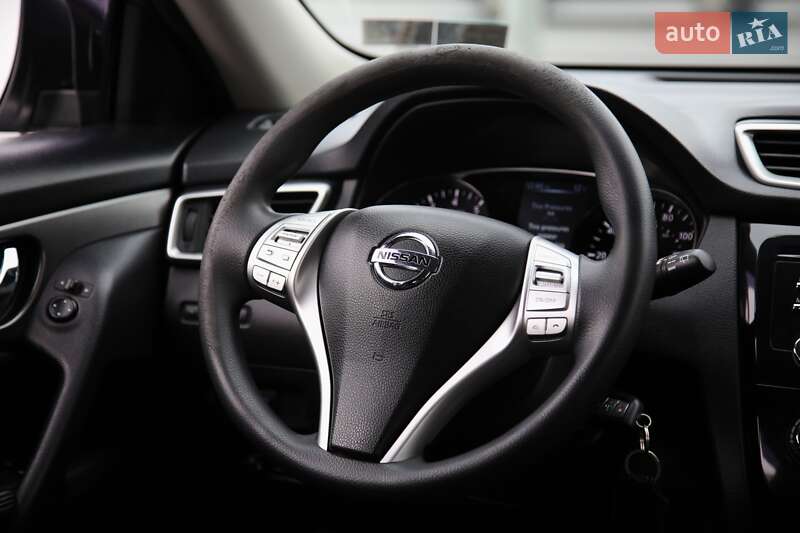 Внедорожник / Кроссовер Nissan Rogue 2015 в Харькове