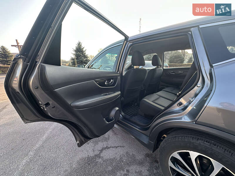Внедорожник / Кроссовер Nissan Rogue 2016 в Днепре фото 18 Внедорожник / Кроссовер Nissan Rogue 2016 в Днепре