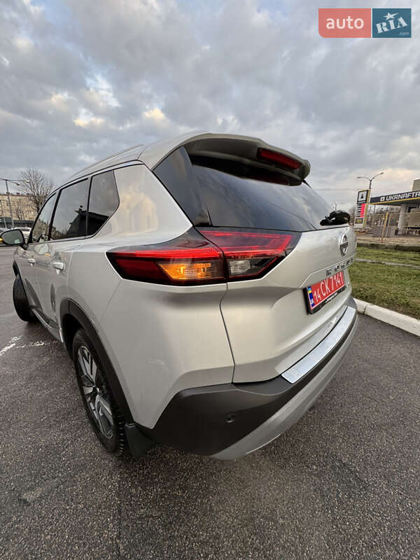 Внедорожник / Кроссовер Nissan Rogue 2021 в Харькове