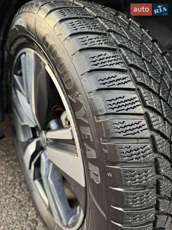 Внедорожник / Кроссовер Nissan Rogue 2021 в Харькове