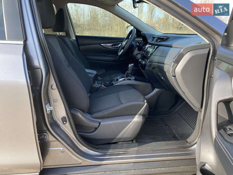 Внедорожник / Кроссовер Nissan Rogue 2020 в Кременчуге