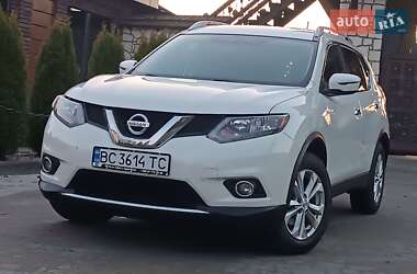 Позашляховик / Кросовер Nissan Rogue 2016 в Львові