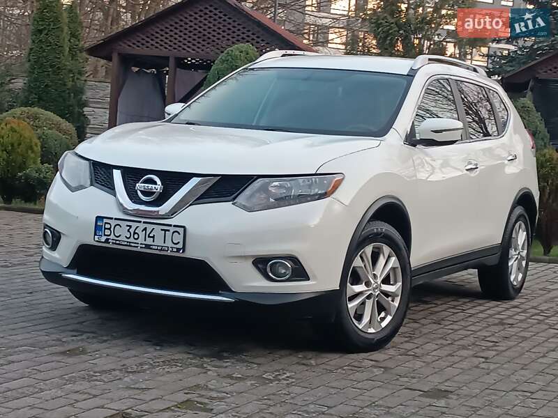 Внедорожник / Кроссовер Nissan Rogue 2016 в Львове