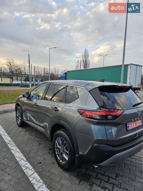 Внедорожник / Кроссовер Nissan Rogue 2023 в Кременчуге