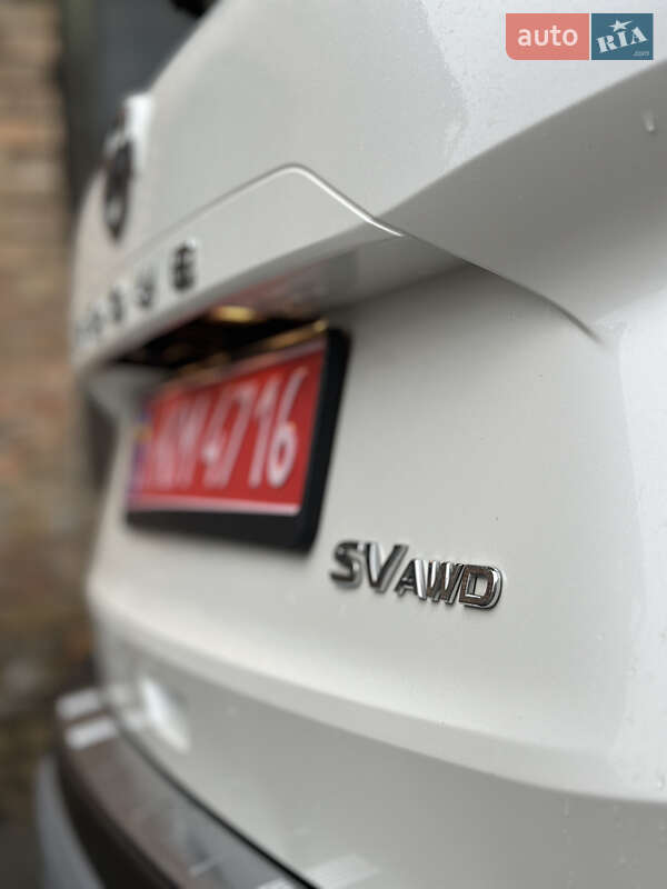 Внедорожник / Кроссовер Nissan Rogue 2021 в Киеве