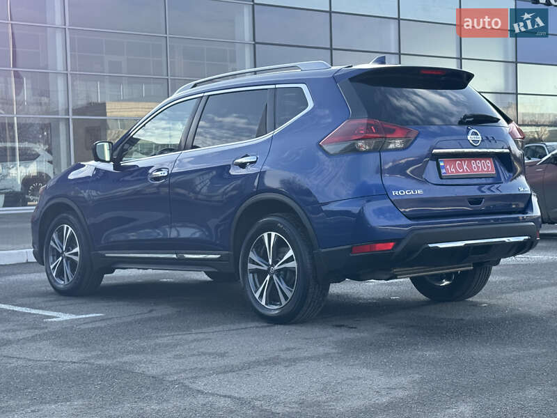 Внедорожник / Кроссовер Nissan Rogue 2018 в Полтаве