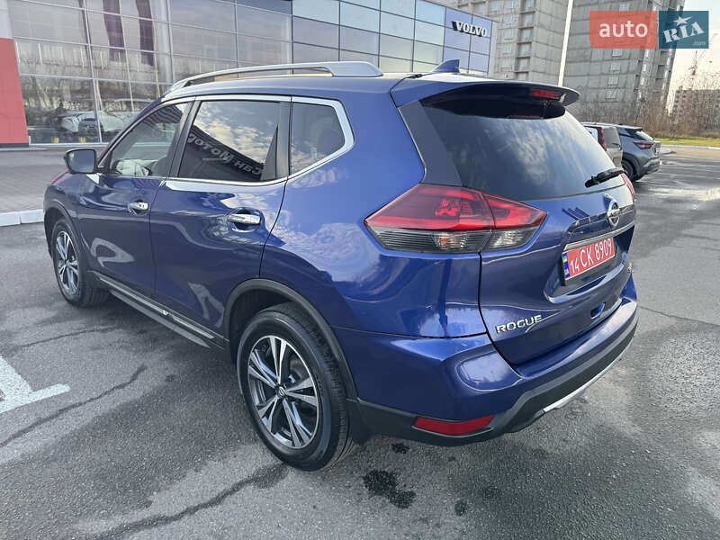 Внедорожник / Кроссовер Nissan Rogue 2018 в Полтаве