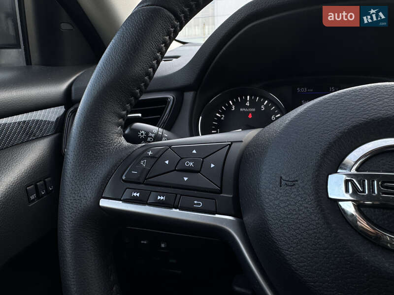 Внедорожник / Кроссовер Nissan Rogue 2018 в Полтаве