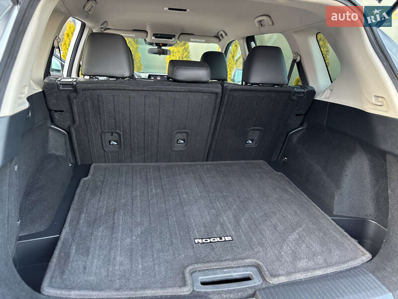 Позашляховик / Кросовер Nissan Rogue 2021 в Одесі