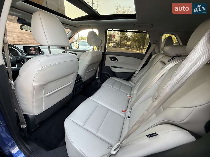 Внедорожник / Кроссовер Nissan Rogue 2021 в Одессе