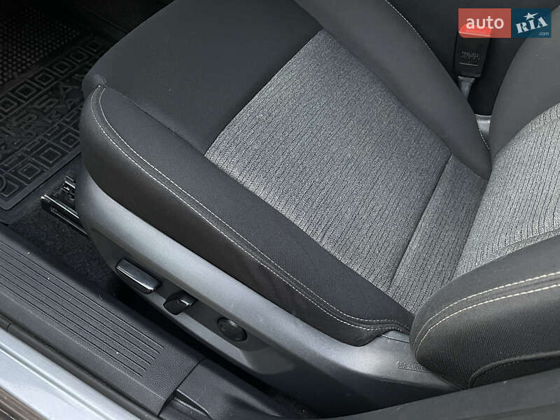 Внедорожник / Кроссовер Nissan Rogue 2021 в Одессе