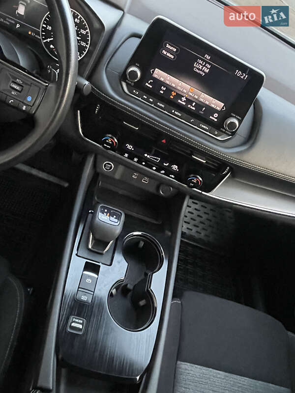 Внедорожник / Кроссовер Nissan Rogue 2021 в Одессе