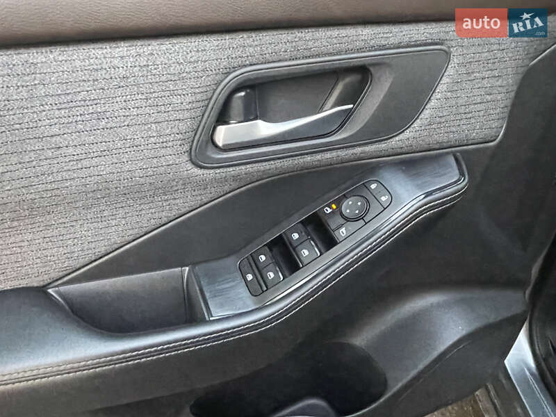 Внедорожник / Кроссовер Nissan Rogue 2021 в Одессе