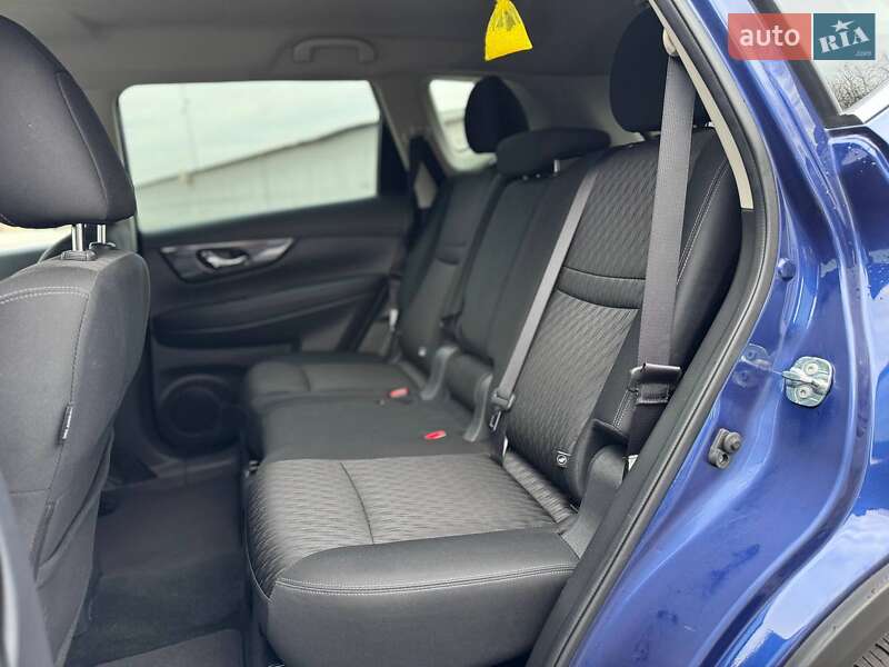 Внедорожник / Кроссовер Nissan Rogue 2019 в Киеве