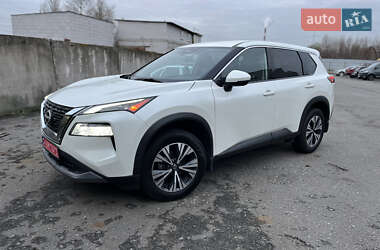 Внедорожник / Кроссовер Nissan Rogue 2021 в Киеве