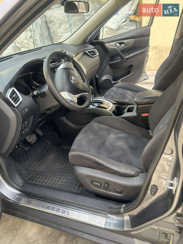 Внедорожник / Кроссовер Nissan Rogue 2014 в Днепре