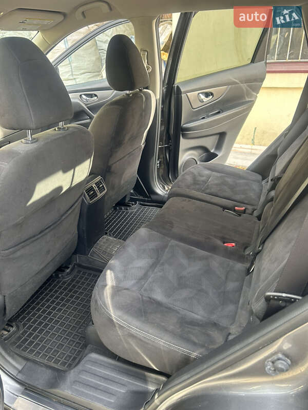 Внедорожник / Кроссовер Nissan Rogue 2014 в Днепре