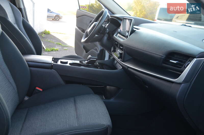 Внедорожник / Кроссовер Nissan Rogue 2021 в Дрогобыче