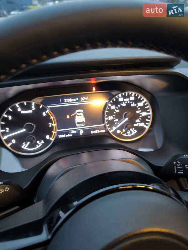 Внедорожник / Кроссовер Nissan Rogue 2025 в Киеве