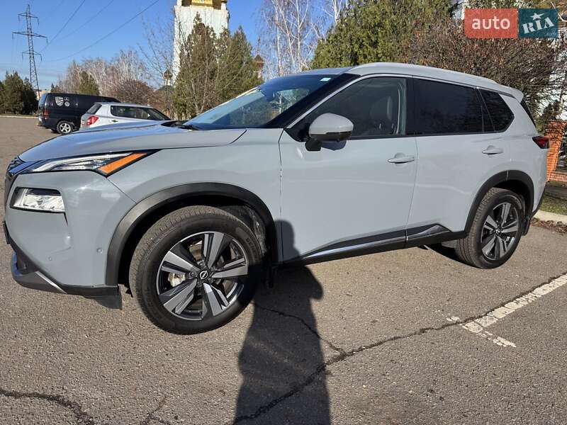 Позашляховик / Кросовер Nissan Rogue 2023 в Кривому Розі