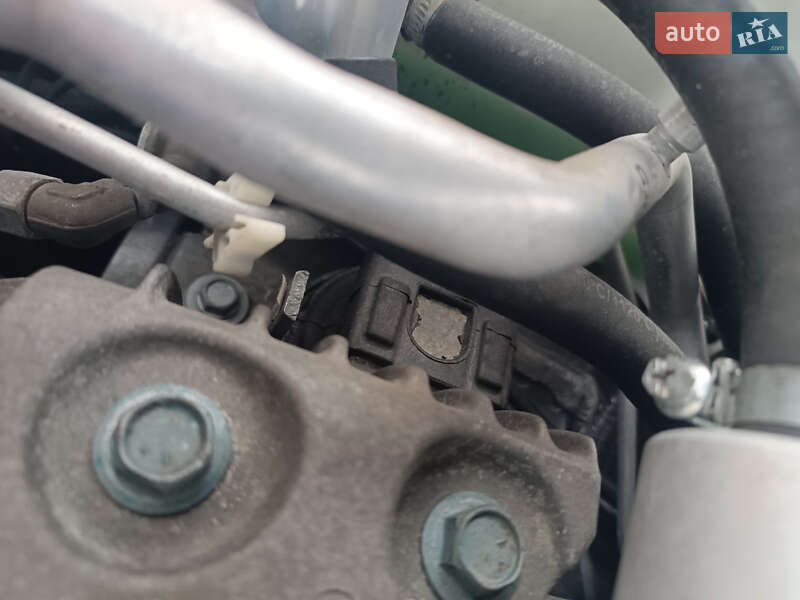 Позашляховик / Кросовер Nissan Rogue 2016 в Лубнах