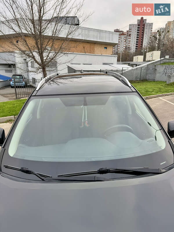 Позашляховик / Кросовер Nissan Rogue 2018 в Києві